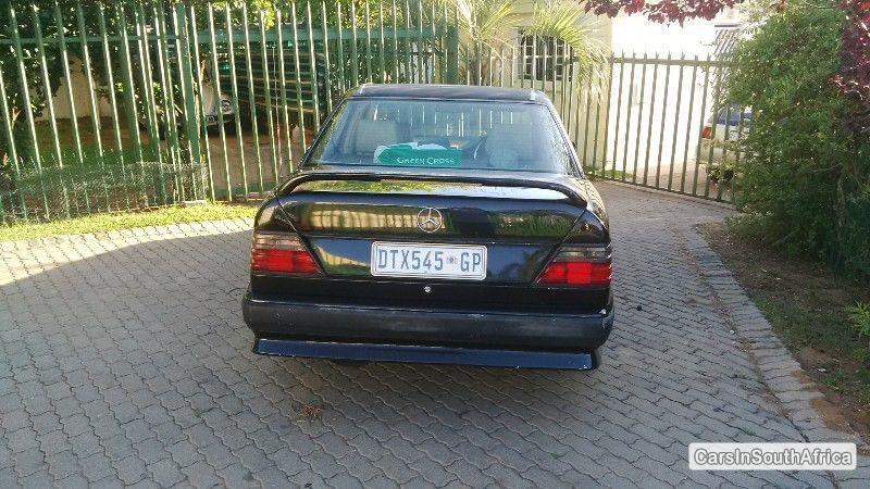 Mercedes Benz E-Class Automatic 1995