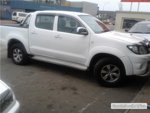 Toyota Hilux Manual 2011