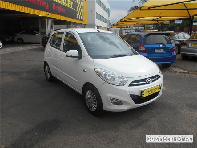 Hyundai i10 Automatic 2011 - image 2
