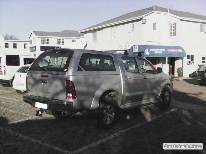 Toyota Hilux Manual 2010 in Western Cape