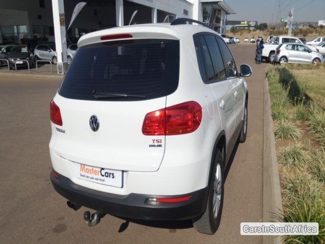 Volkswagen Tiguan Manual 2012 - image 3