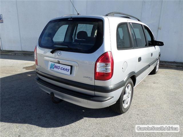 Opel Zafira Manual 2004 in Eastern Cape