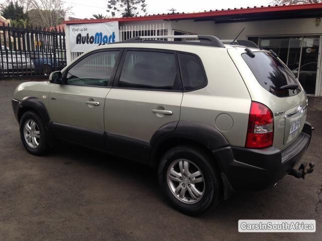 Hyundai Tucson Automatic 2006 - image 3