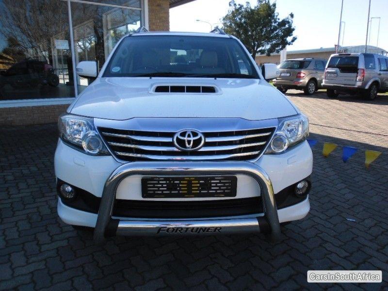 Toyota Fortuner Automatic 2012 - image 3