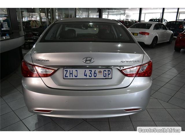 Hyundai Sonata Automatic 2010 - image 3