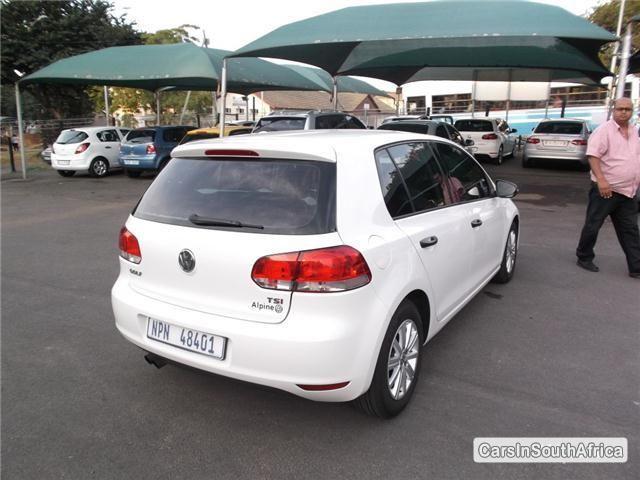Volkswagen Golf Manual 2011 - image 3