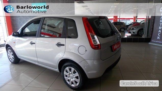 Ford Figo Manual 2014 - image 3