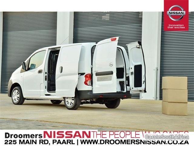 Nissan NV200 Manual 2015 - image 3