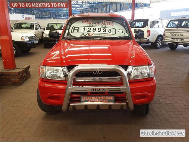 Toyota Hilux Manual 2004 in Western Cape
