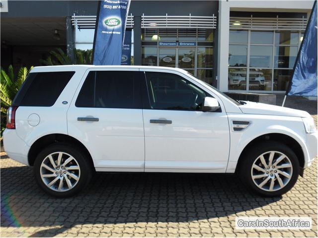 Land Rover Freelander Automatic 2011 - image 3