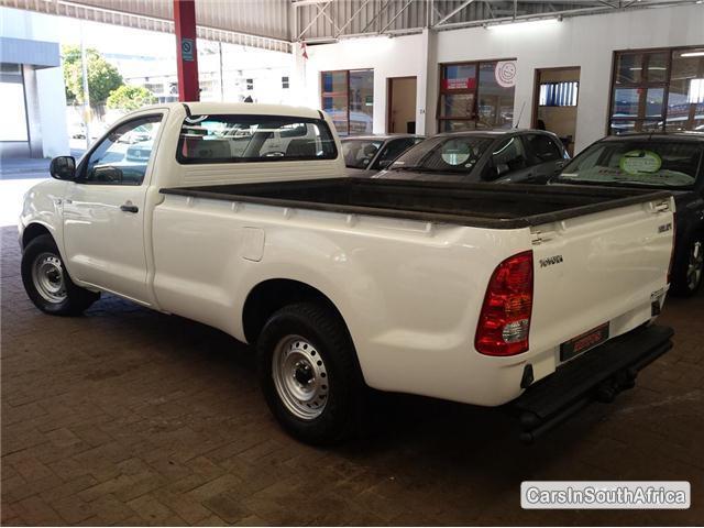 Toyota Hilux Manual 2009 in Western Cape