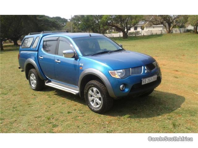 Mitsubishi Triton Manual 2009 - image 3