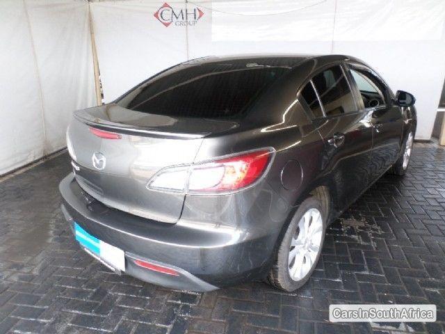 Mazda 323 Manual 2010 - image 3