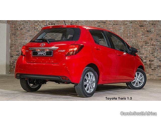 Toyota Yaris Manual 2015 - image 3