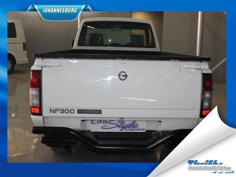 Nissan NP300 Manual 2012 in Gauteng