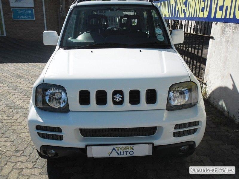 Suzuki Jimny Manual 2009 - image 3