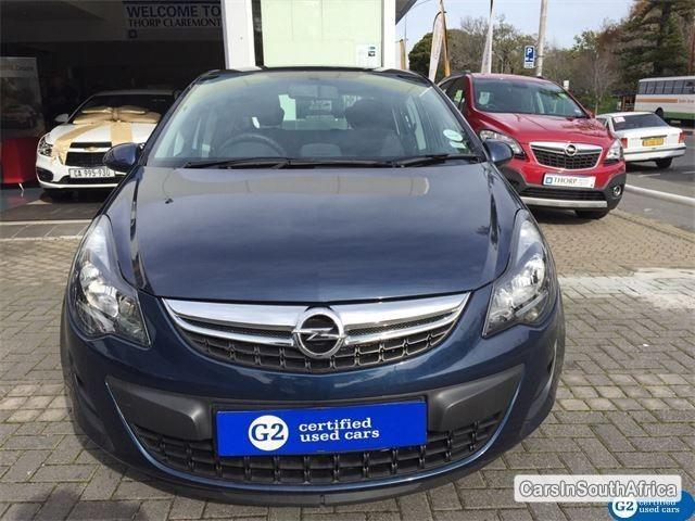 Opel Corsa Manual 2014 - image 3