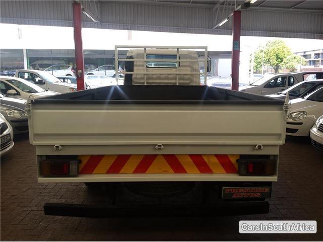 Isuzu Manual 2008 - image 3