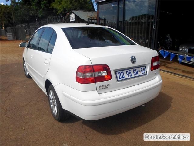 Volkswagen Polo Manual 2008 - image 3