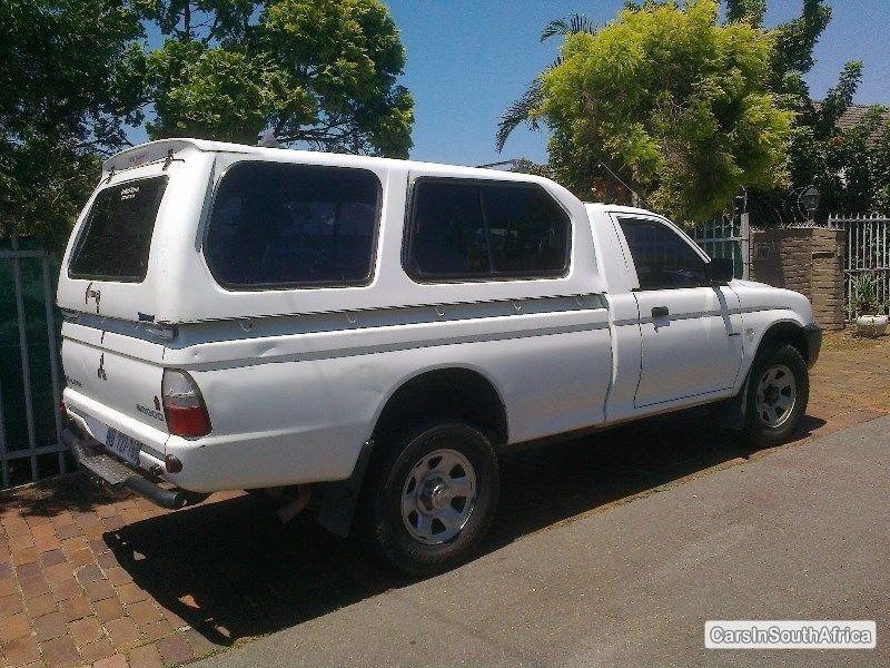 Mitsubishi Colt Manual 2008 - image 3