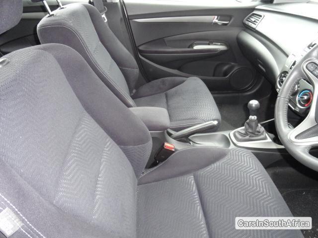 Honda Ballade Manual 2013 - image 4