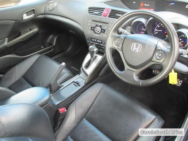 Honda Civic Automatic 2012 - image 4