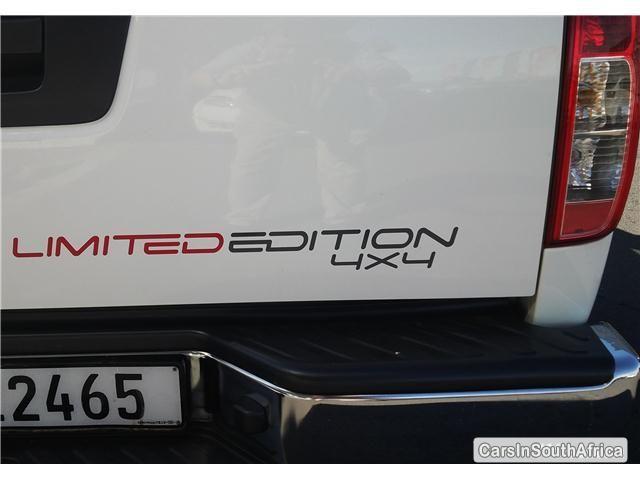 Nissan Navara Manual 2013 - image 4