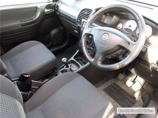 Opel Zafira Manual 2004 in South Africa