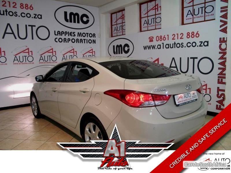 Hyundai Elantra Manual 2011 in South Africa