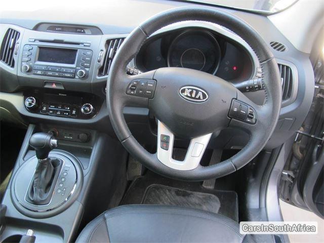 Kia Sportage Automatic 2012 - image 4