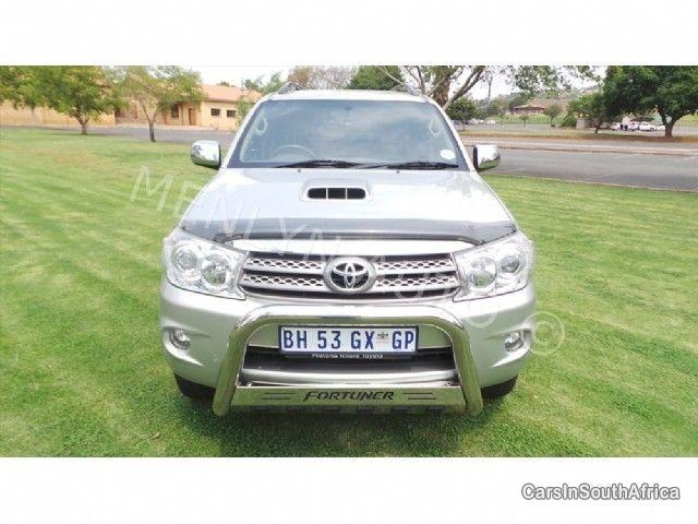 Toyota Fortuner Automatic 2011 in South Africa