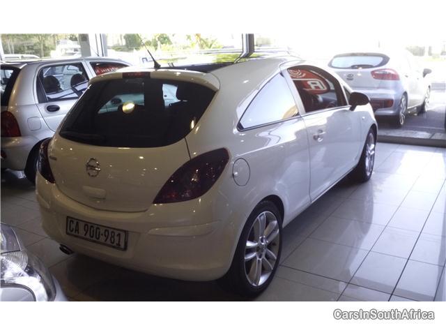 Opel Corsa Manual 2011 - image 4