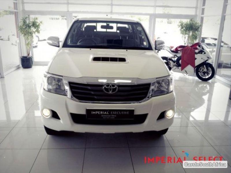 Toyota Hilux Manual 2013 in South Africa
