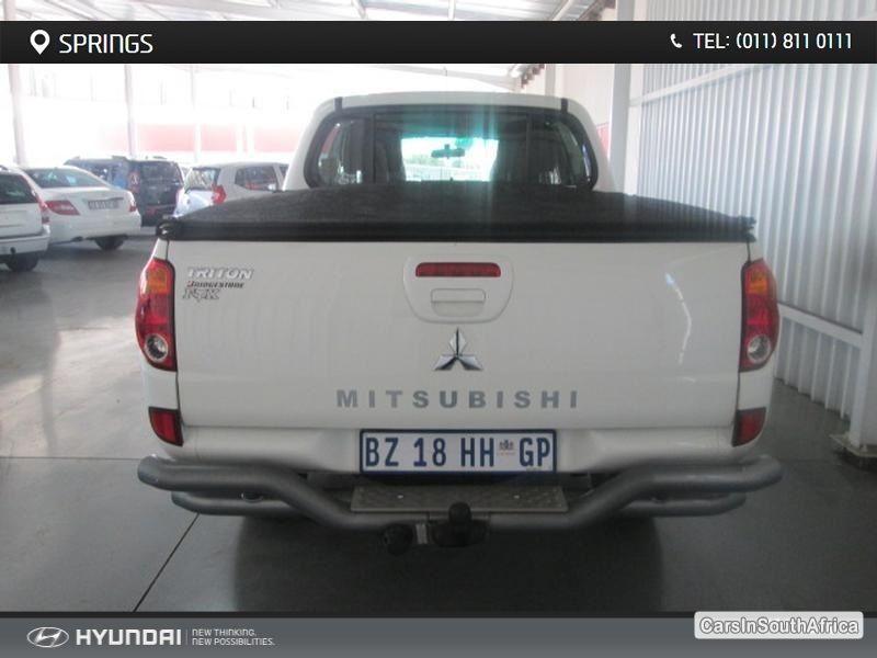 Mitsubishi Triton Manual 2011 in South Africa