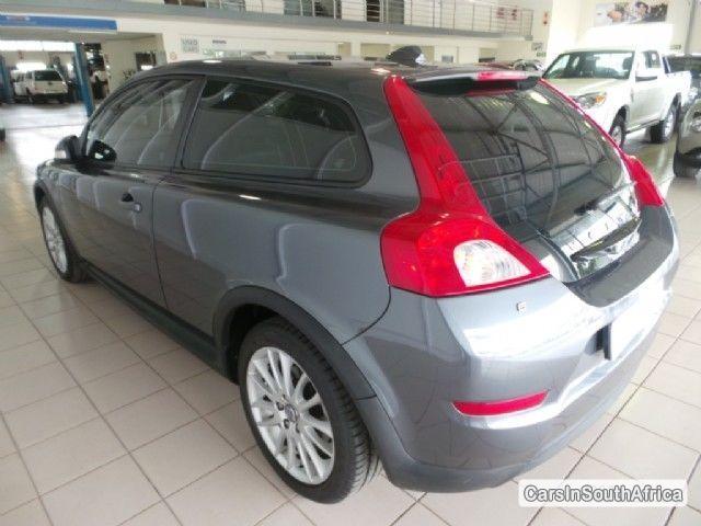 Volvo C30 Manual 2011 - image 4