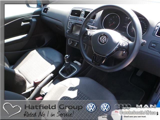 Volkswagen Polo Manual 2014 - image 4