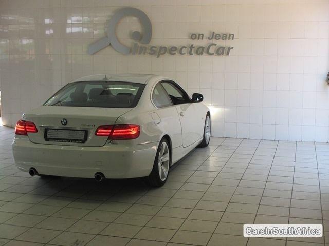 BMW 3-Series Automatic 2011 - image 4