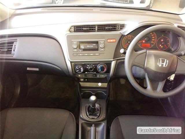 Honda Ballade Manual 2014 - image 4