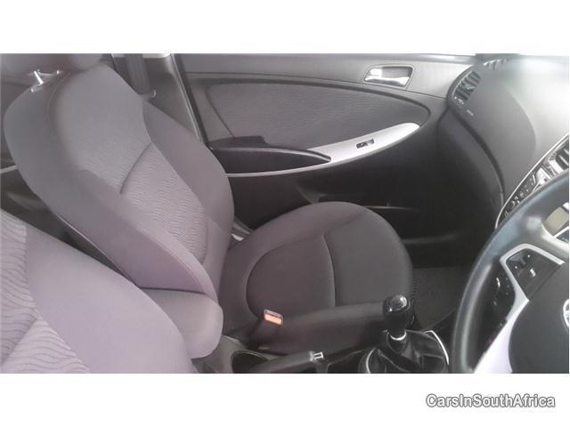 Hyundai Accent Manual 2014 - image 4