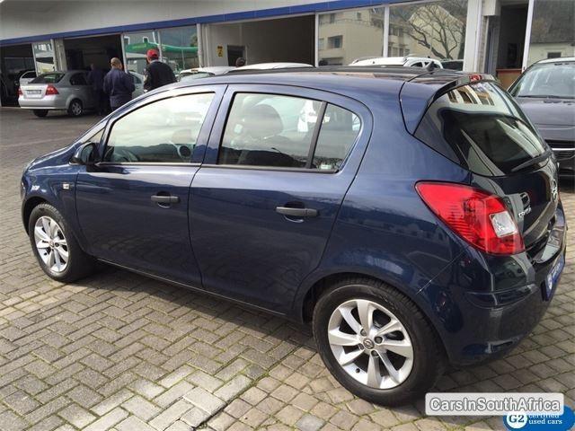 Opel Corsa Manual 2014 - image 4
