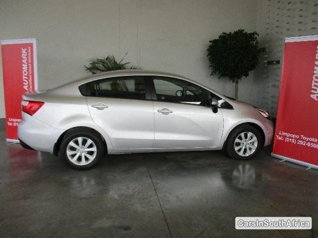 Kia Rio Manual 2014 - image 4