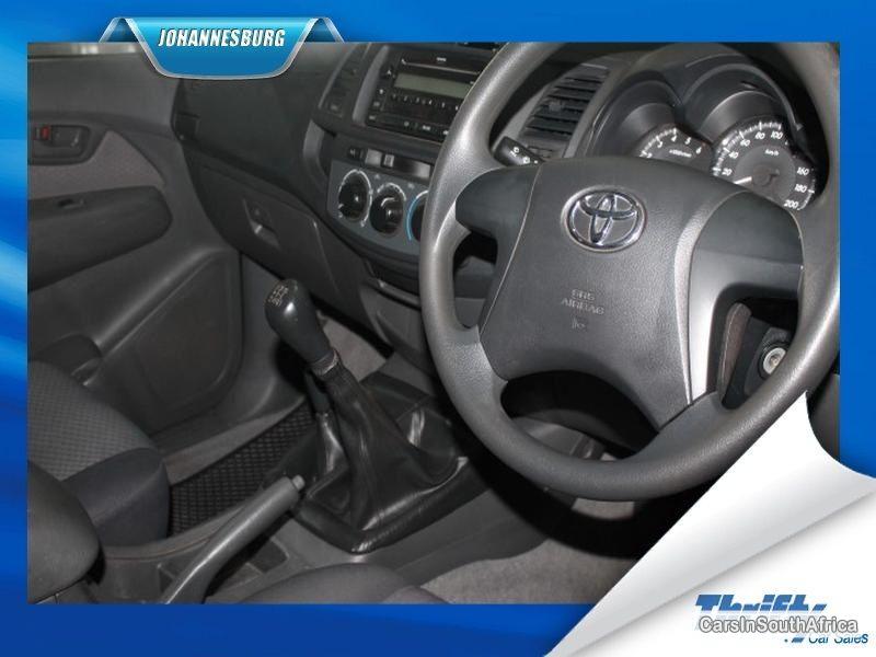 Toyota Hilux Manual 2012 in South Africa