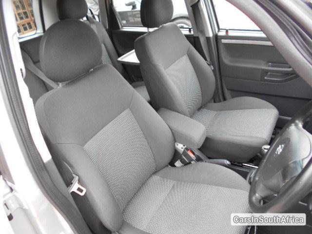 Opel Meriva Manual 2007 - image 4