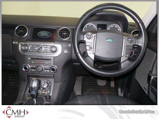 Land Rover Discovery Automatic 2011 - image 4