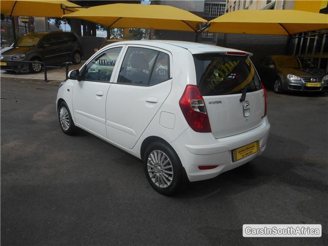 Hyundai i10 Automatic 2011 - image 4