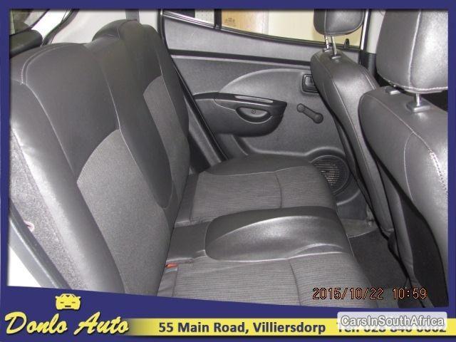 Kia Picanto Manual 2011 in South Africa