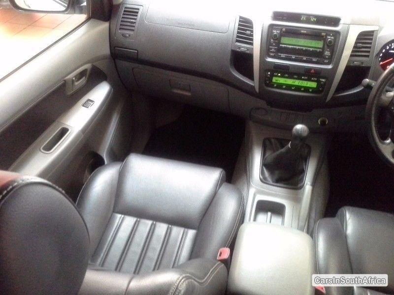 Picture of Toyota Hilux Manual 2011 in Western Cape