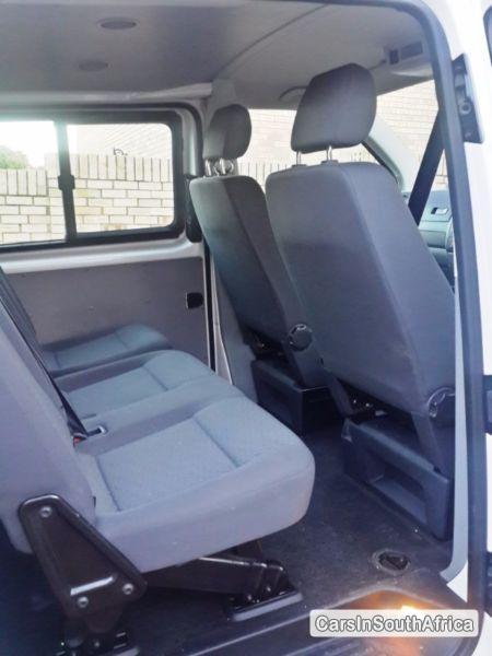Volkswagen Transporter Automatic 2014 - image 5
