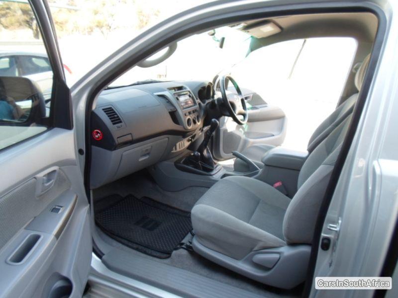 Picture of Toyota Hilux Manual 2011 in Gauteng