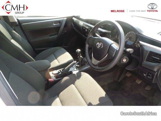 Toyota Corolla Manual 2014 - image 5